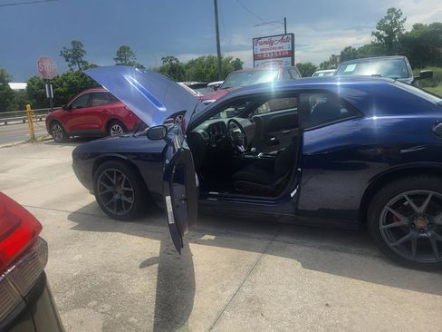 Used 2013 Dodge Challenger R/T RWD image 86