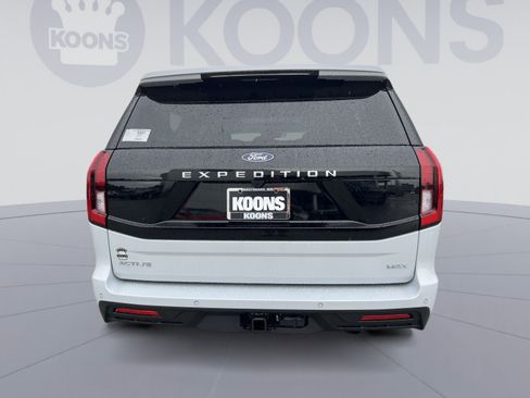 New 2026 Ford Expedition Max Active AWD/4WD image 5
