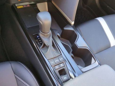 Certified 2025 Toyota Camry SE image 13