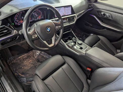 Used 2019 BMW 330i xDrive Sedan w/ Driving Assistance Package image 11