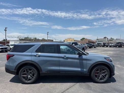New 2026 Ford Explorer ST w/ Sun And Sound Package AWD/4WD image 6