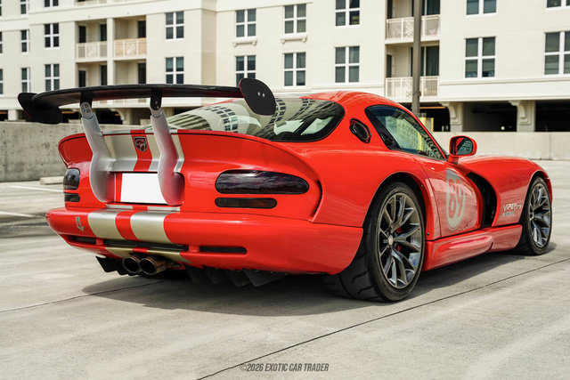 Used 1998 Dodge Viper GTS RWD image 7