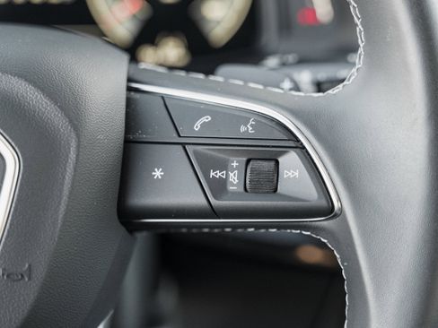 Certified 2025 Audi Q7 2.0T Premium w/ Convenience Plus Package image 19