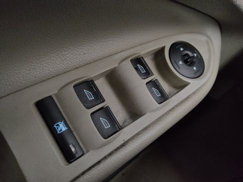 Used 2014 Ford Escape SE w/ Equipment Group 201A image 27