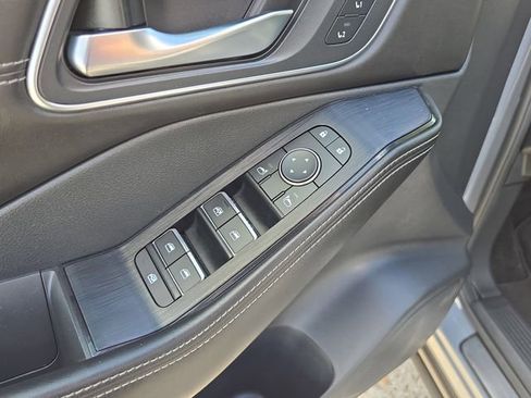 Certified 2021 Nissan Rogue Platinum image 19