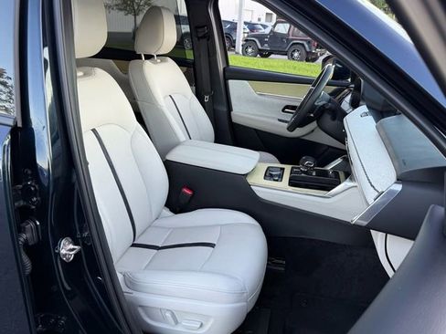 Certified 2025 MAZDA CX-90 3.3 Turbo S w/ Premium Plus image 20