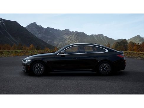 New 2026 BMW i4 eDrive40 image 4