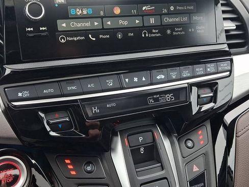 Certified 2026 Honda Odyssey Touring image 16