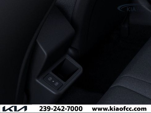 New 2026 Kia K4 LXS FWD image 26
