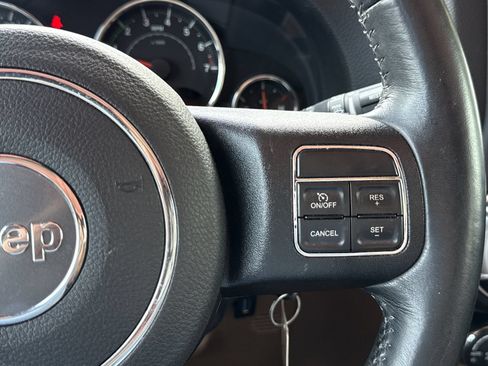 Used 2018 Jeep Wrangler Unlimited Sahara w/ Max Tow Package AWD/4WD image 19