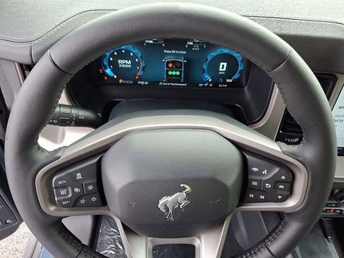 New 2025 Ford Bronco Outer Banks image 14