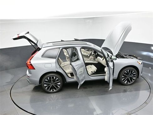 New 2026 Volvo XC60 B5 Ultra w/ Protection Package Premier image 54