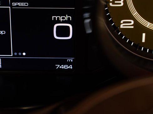 Used 2018 Ferrari 488 Spider image 40