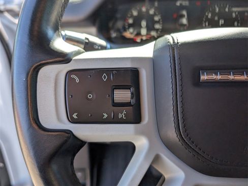 Used 2022 Land Rover Defender 110 X-Dynamic HSE image 16