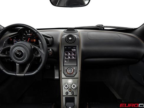 Used 2016 McLaren 675LT Spider RWD image 32