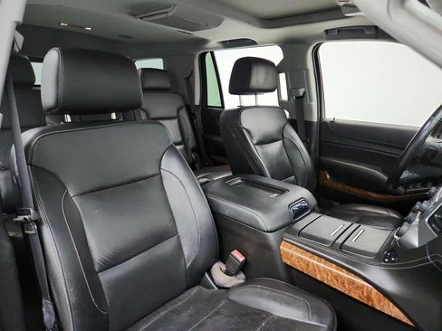 Used 2018 Chevrolet Tahoe Premier AWD/4WD image 29