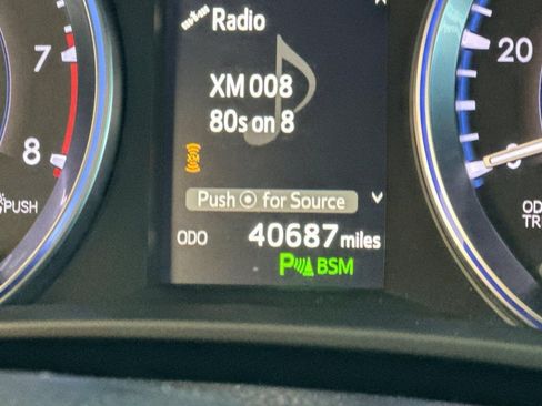 Used 2019 Toyota Highlander Limited Platinum AWD/4WD image 26