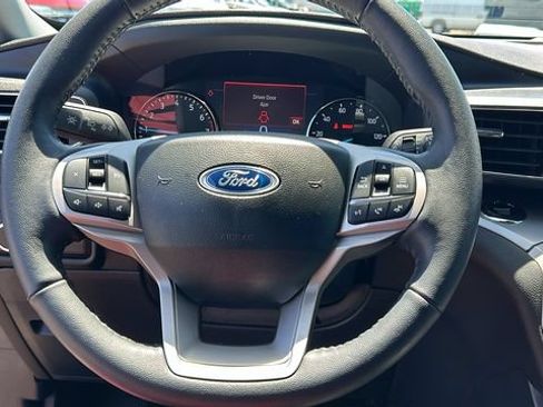 Certified 2023 Ford Explorer XLT w/ Equipment Group 202A AWD/4WD image 21