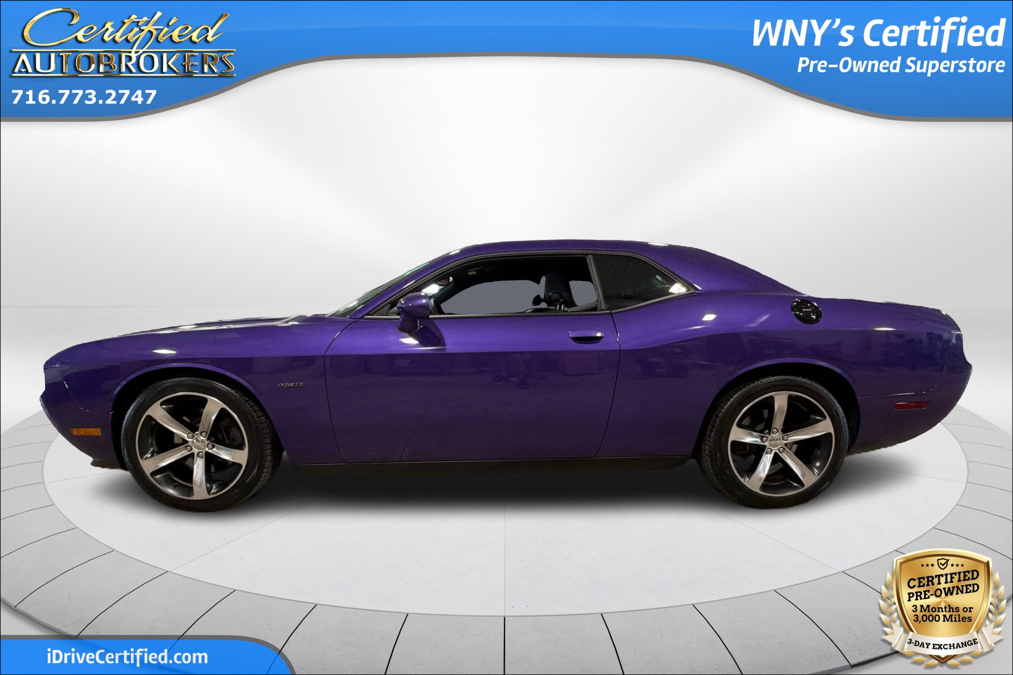 Used 2014 Dodge Challenger R/T RWD image 9