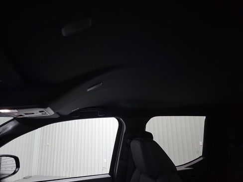 Certified 2025 Toyota Tacoma TRD Sport w/ Blackout Package (GST) image 12