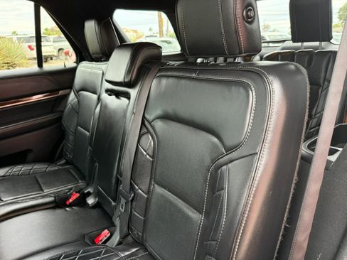 Used 2017 Ford Explorer Platinum AWD/4WD image 45