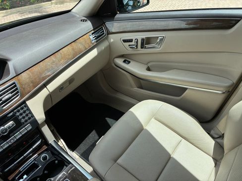 Used 2014 Mercedes-Benz E 350 Sedan image 11