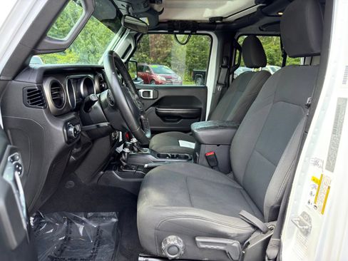 Used 2019 Jeep Wrangler Unlimited Sport S AWD/4WD image 11