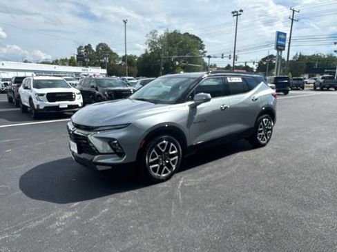 New 2026 Chevrolet Blazer RS w/ Enhanced Convenience Package FWD image 17