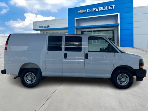 New 2025 Chevrolet Express 2500 w/ Driver Convenience Package image 4