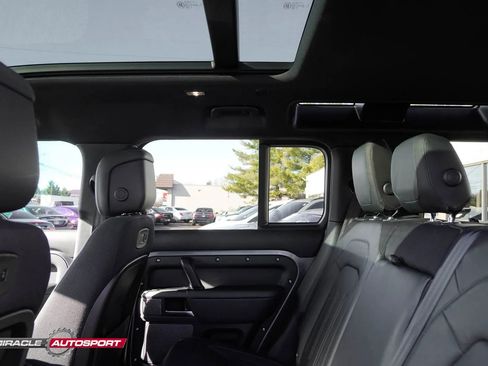 Used 2020 Land Rover Defender 110 X image 22