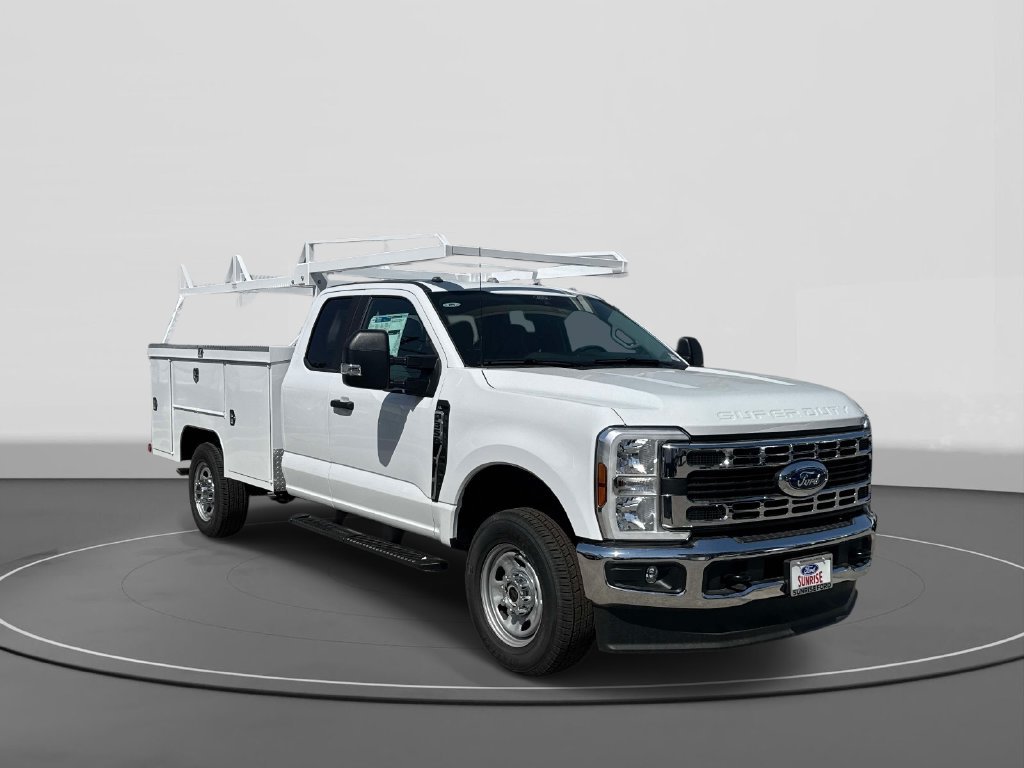 New 2026 Ford F350 XL w/ XL Chrome Package AWD/4WD image 3