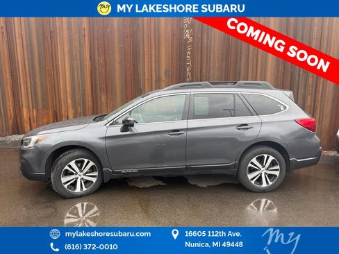 Used 2019 Subaru Outback 2.5i Limited w/ Popular Package #2 AWD/4WD image 4