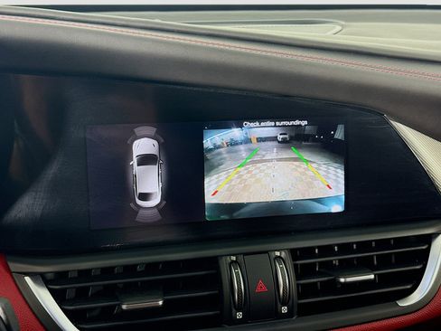 Used 2019 Alfa Romeo Giulia Ti Sport w/ Quick Order Package 22U Sport image 19