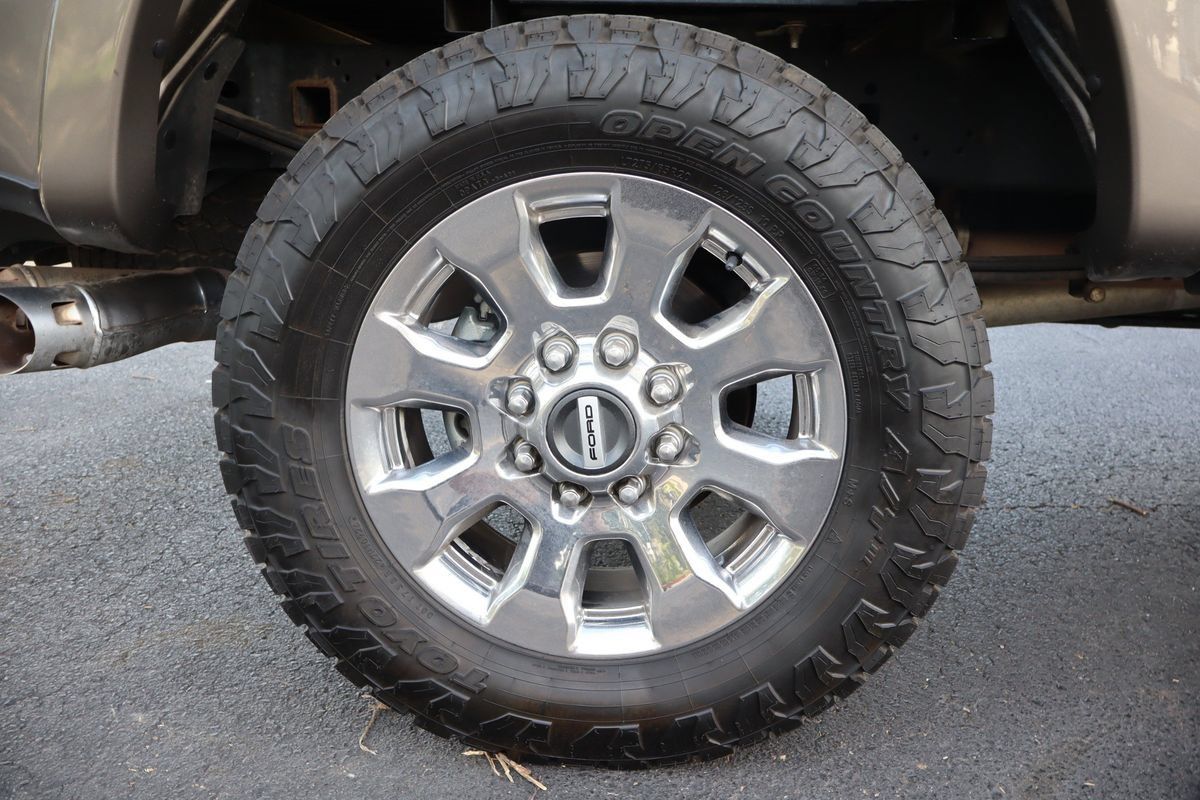 Used 2018 Ford F250 Lariat w/ Chrome Package AWD/4WD image 42
