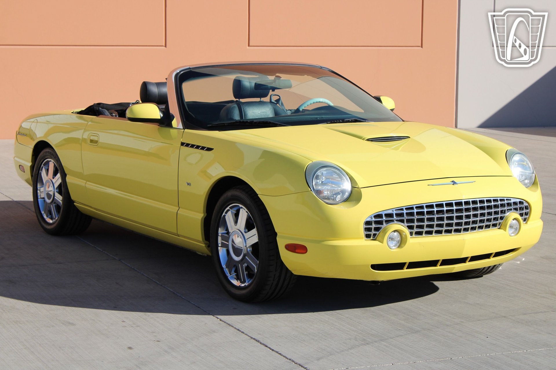 Used 2004 Ford Thunderbird RWD image 23