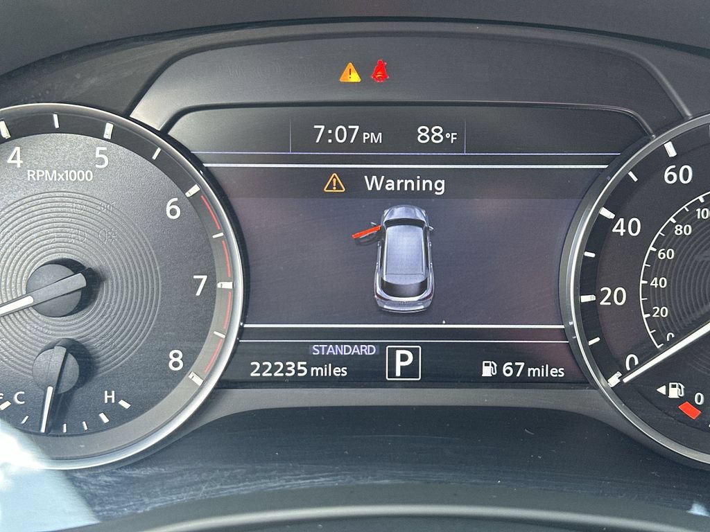 Used 2023 INFINITI QX50 Luxe FWD image 21