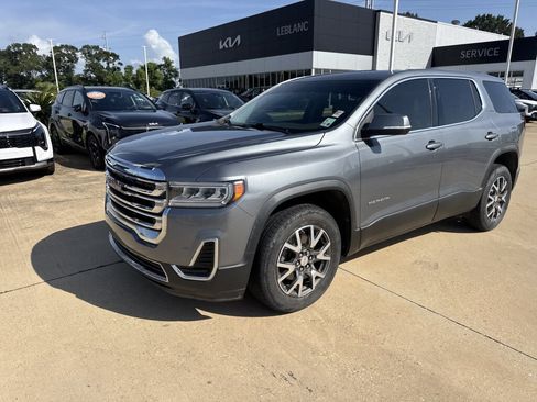 Used 2020 GMC Acadia SLE FWD image 2
