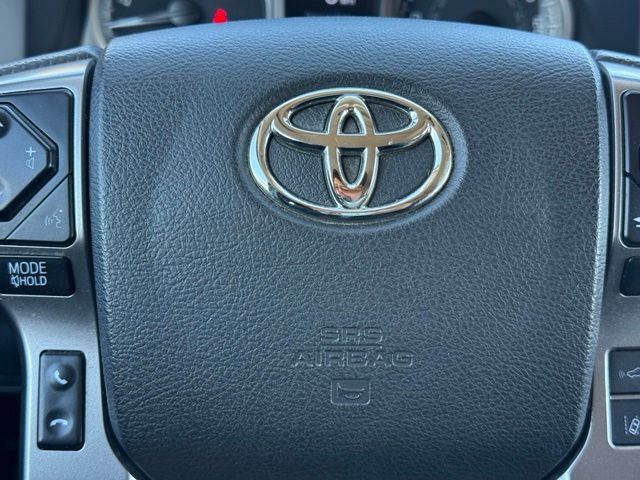 Used 2023 Toyota Tacoma SR5 AWD/4WD image 27