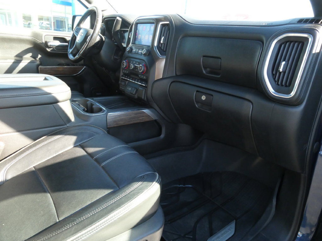 Used 2021 Chevrolet Silverado 1500 High Country w/ Technology Package AWD/4WD image 14