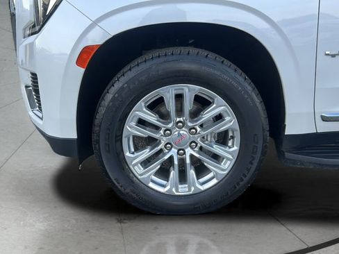 Certified 2023 GMC Yukon XL SLT AWD/4WD image 26