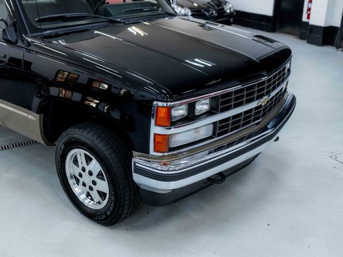 Used 1988 Chevrolet Silverado 1500 4x4 Regular Cab image 33