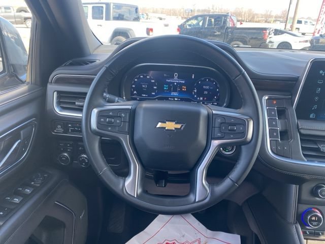 Used 2023 Chevrolet Suburban LT AWD/4WD image 15
