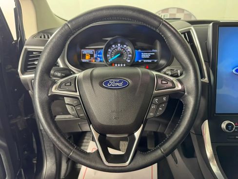 Used 2023 Ford Edge Titanium AWD/4WD image 13