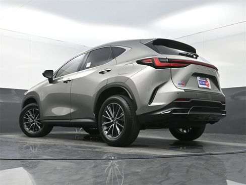 Used 2024 Lexus NX 250 250 Premium image 28