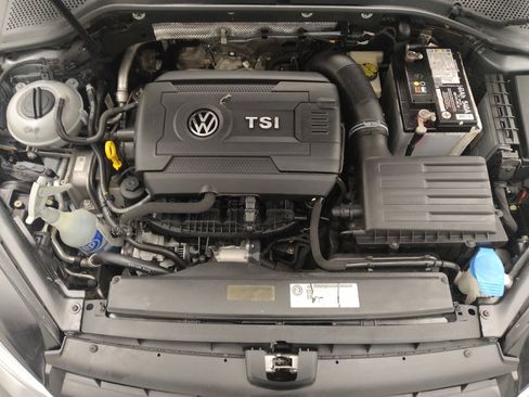 Used 2017 Volkswagen Golf S image 30