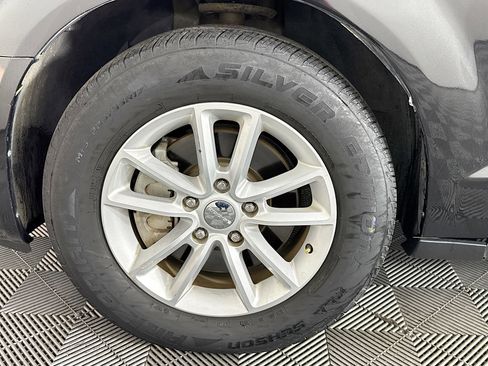 Used 2019 Dodge Grand Caravan SXT image 36