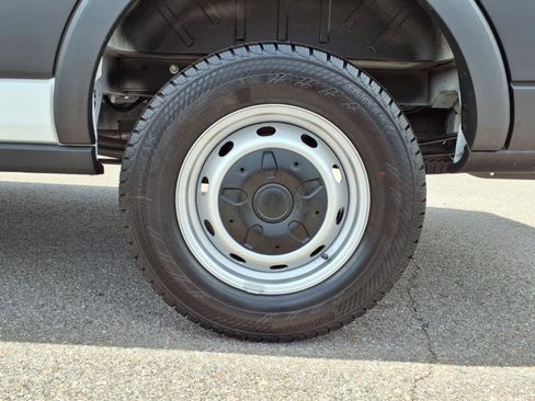 New 2025 Ford Transit 250 148 Medium Roof w/ Load Area Protection Package image 4