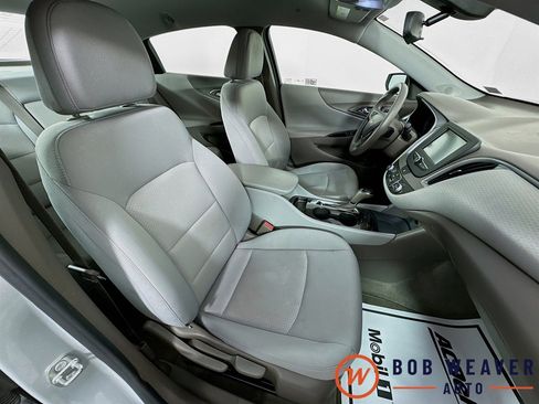 Used 2017 Chevrolet Malibu LS image 28