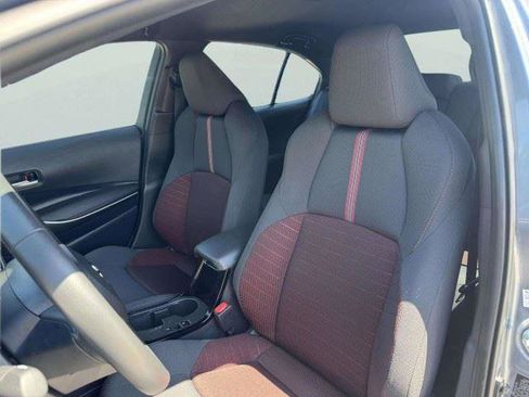 Used 2025 Toyota Corolla SE FWD image 21