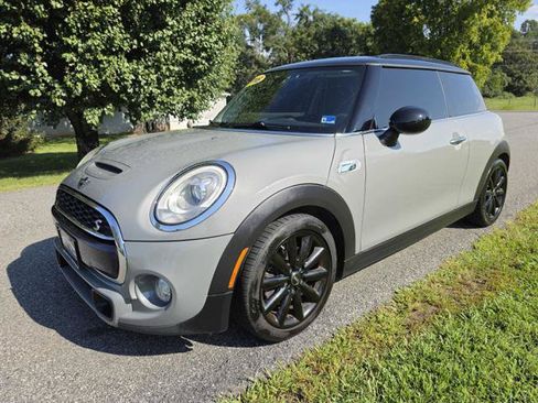 Used 2016 MINI Cooper S FWD image 2